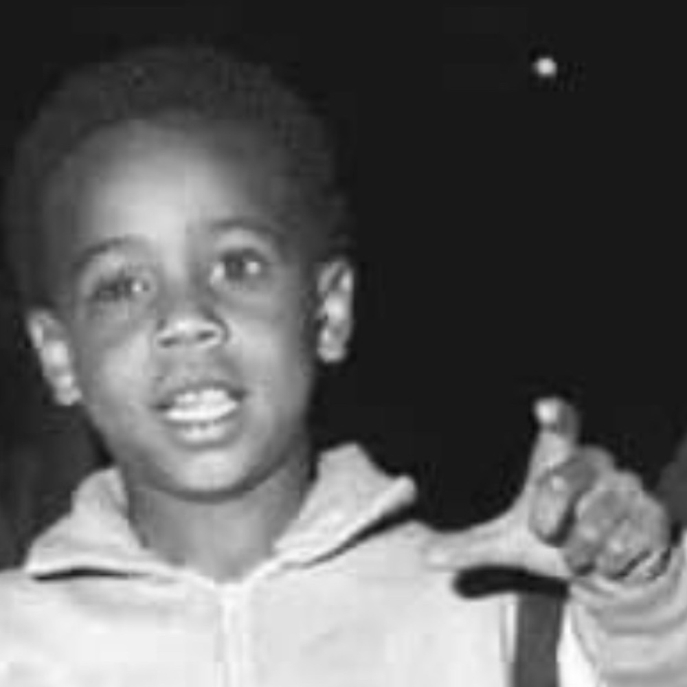 Meet your Posher, Carey